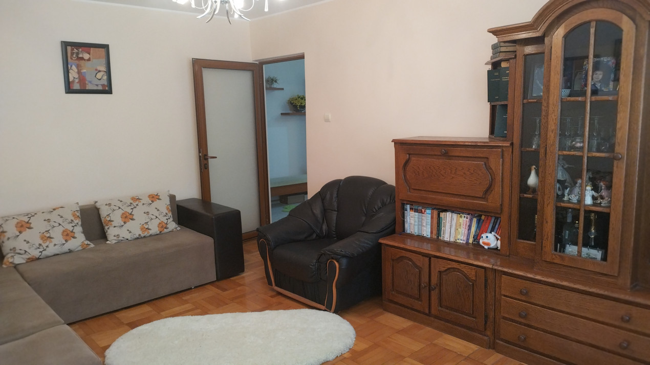 Apartament lângă Casa Roșie