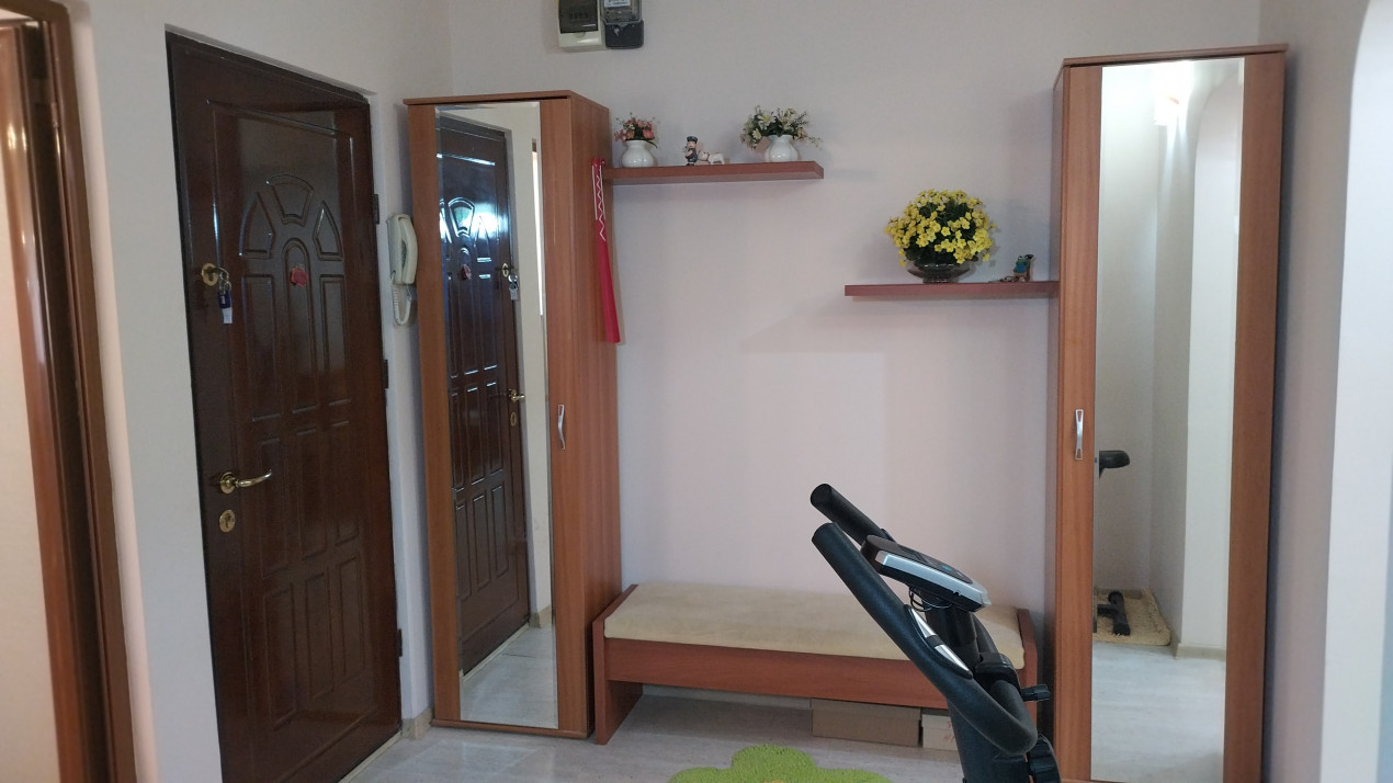 Apartament lângă Casa Roșie