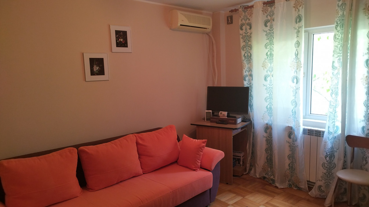 Apartament lângă Casa Roșie