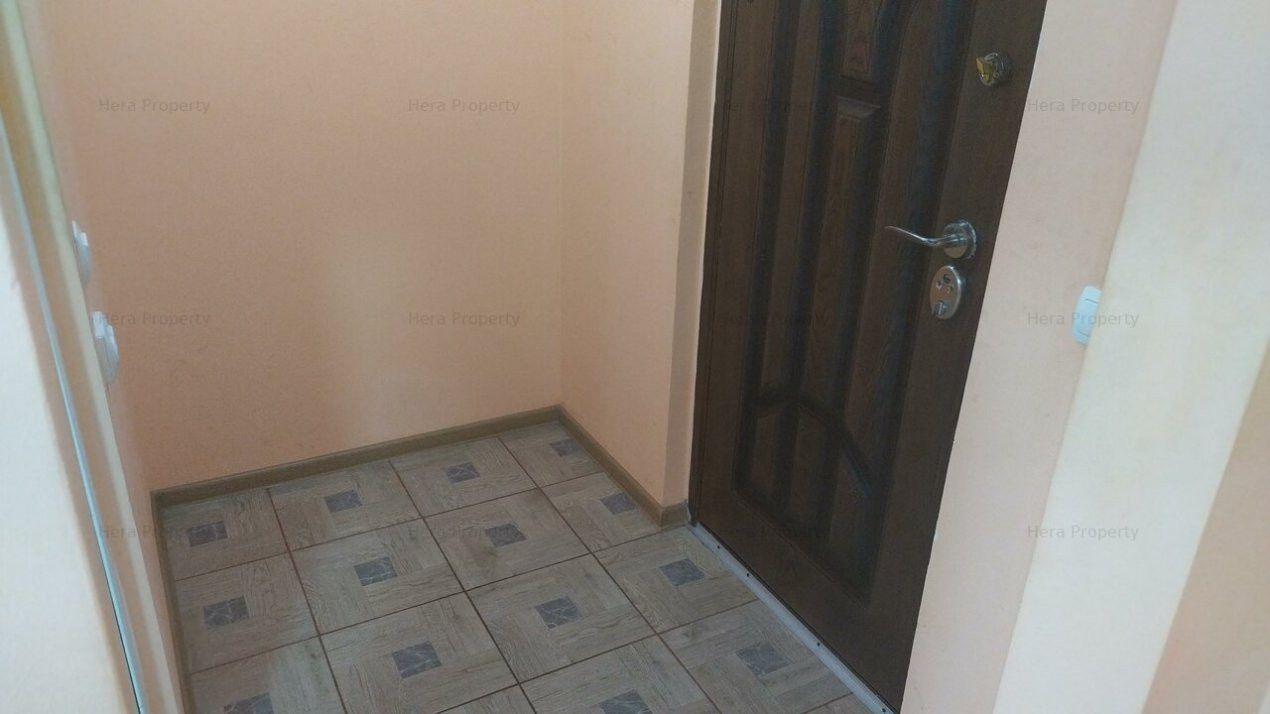 Apartament cu 2 Camere Etaj 2 de Vânzare în Zona Micro 40