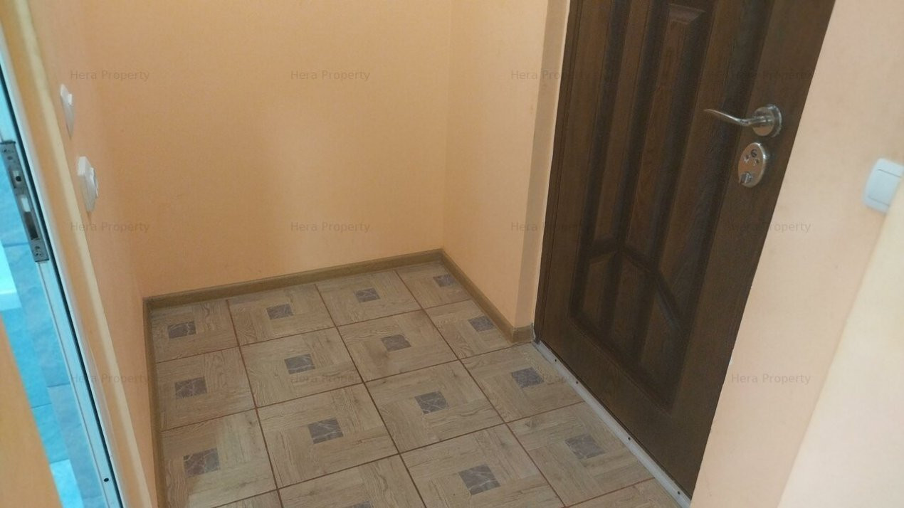 Apartament cu 2 Camere Etaj 2 de Vânzare în Zona Micro 40