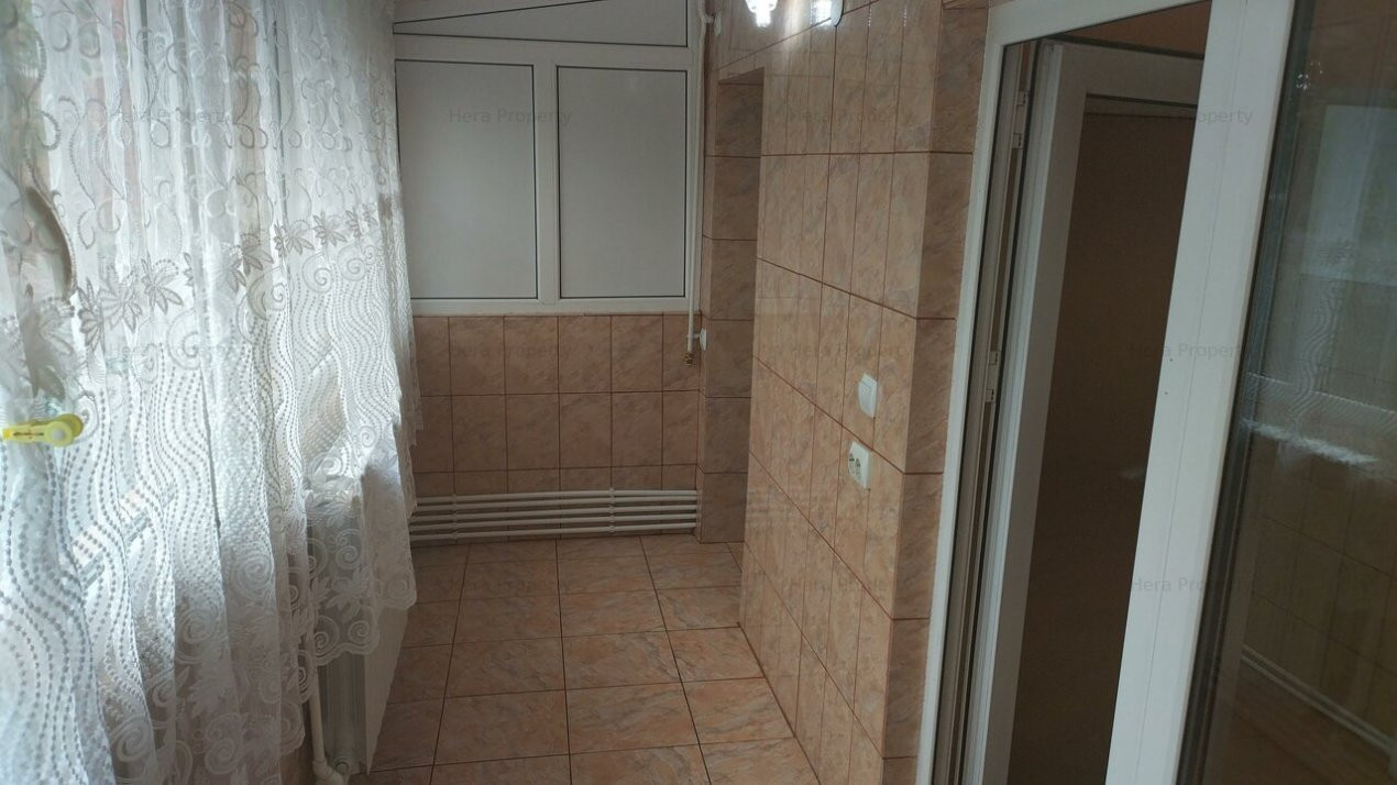 Apartament cu 2 Camere Etaj 2 de Vânzare în Zona Micro 40