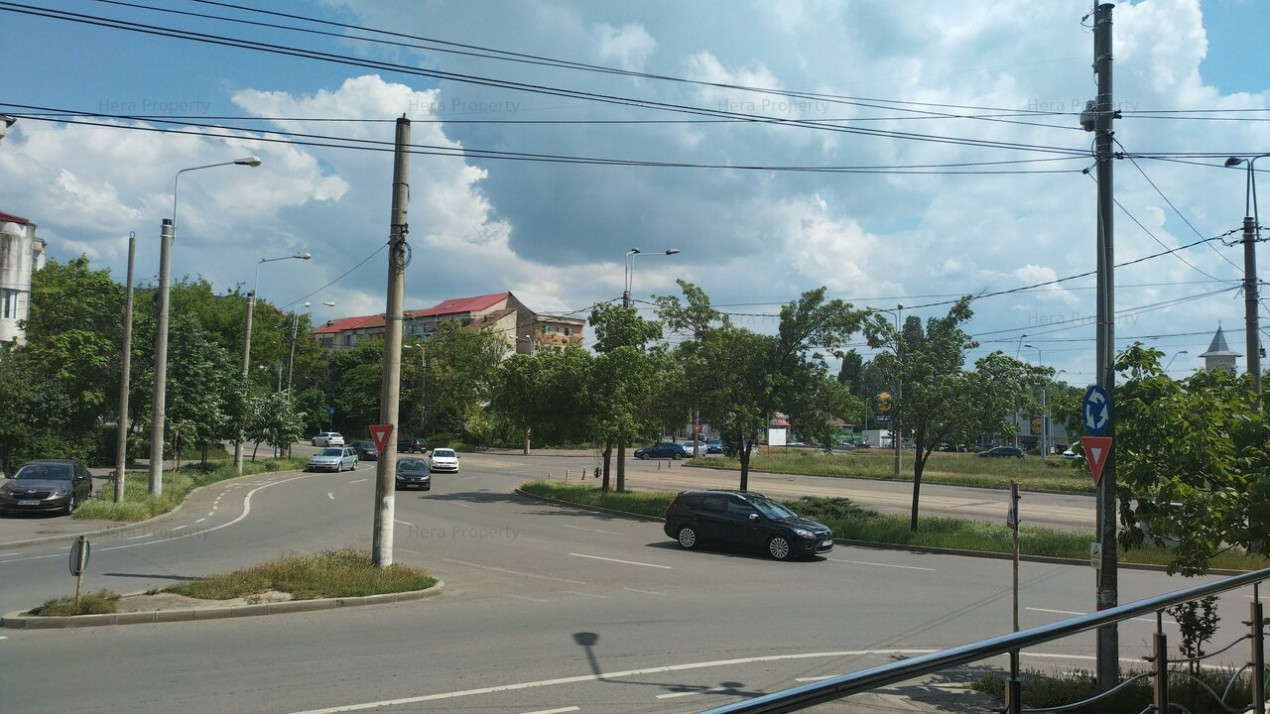 Spatiu comercial 77 mp cu front stradal 12 ml la IFR cartier Aurel Vlaicu
