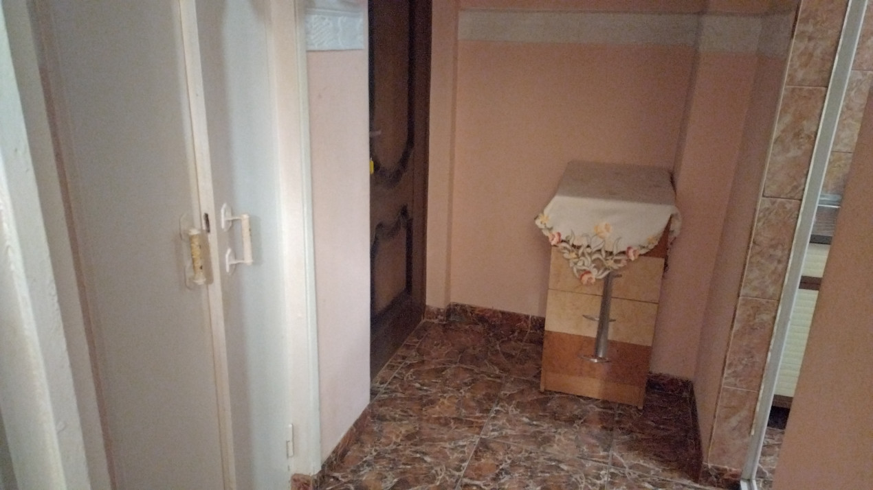 Un apartament,  pentru un nou început