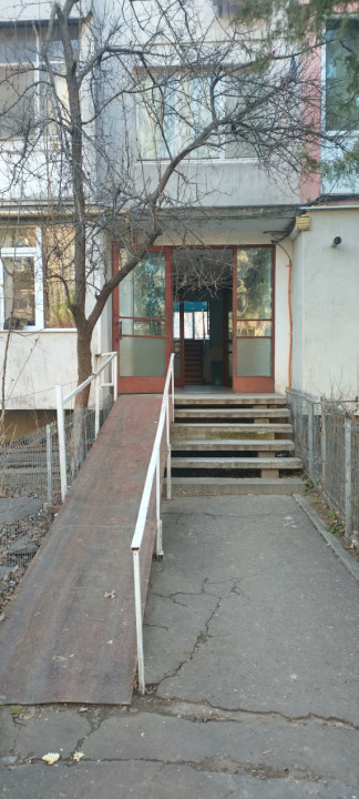 Un apartament,  pentru un nou început