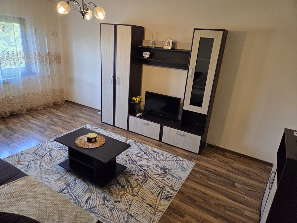Oferta de închiriere a unui apartament cu 2 camere în cartierul Siderurgiștilor