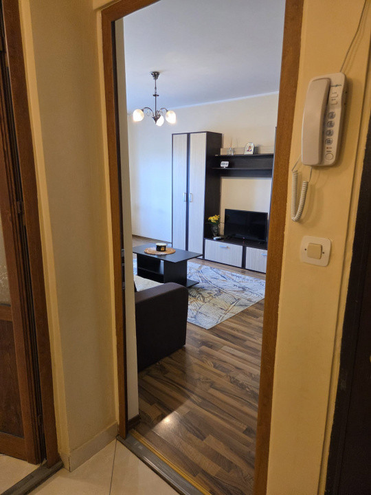 Oferta de închiriere a unui apartament cu 2 camere în cartierul Siderurgiștilor