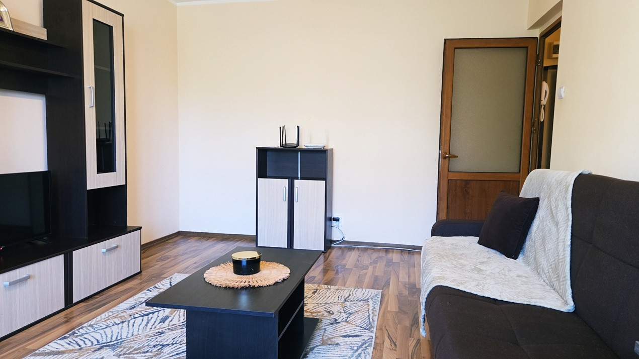 Oferta de închiriere a unui apartament în cartierul Siderurgiștilor