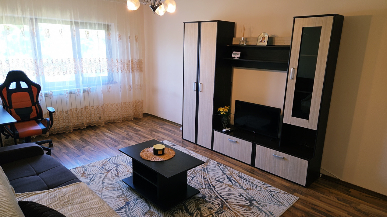 Oferta de închiriere a unui apartament în cartierul Siderurgiștilor