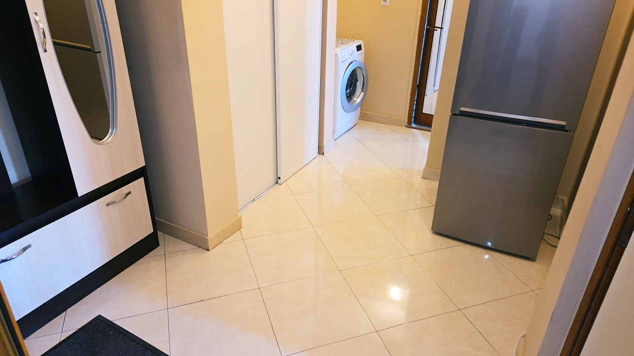Oferta de închiriere a unui apartament în cartierul Siderurgiștilor