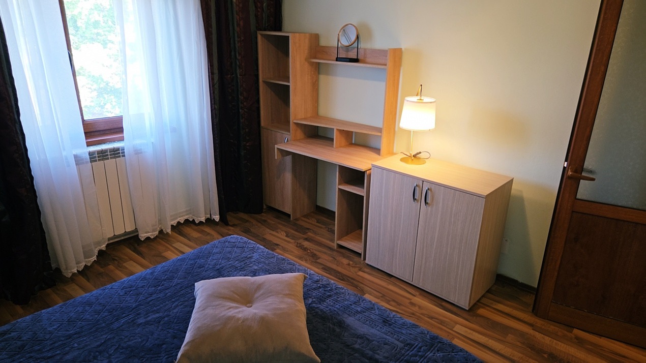 Oferta de închiriere a unui apartament în cartierul Siderurgiștilor