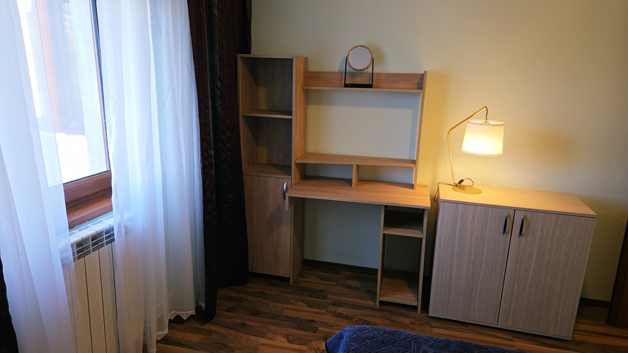 Oferta de închiriere a unui apartament în cartierul Siderurgiștilor