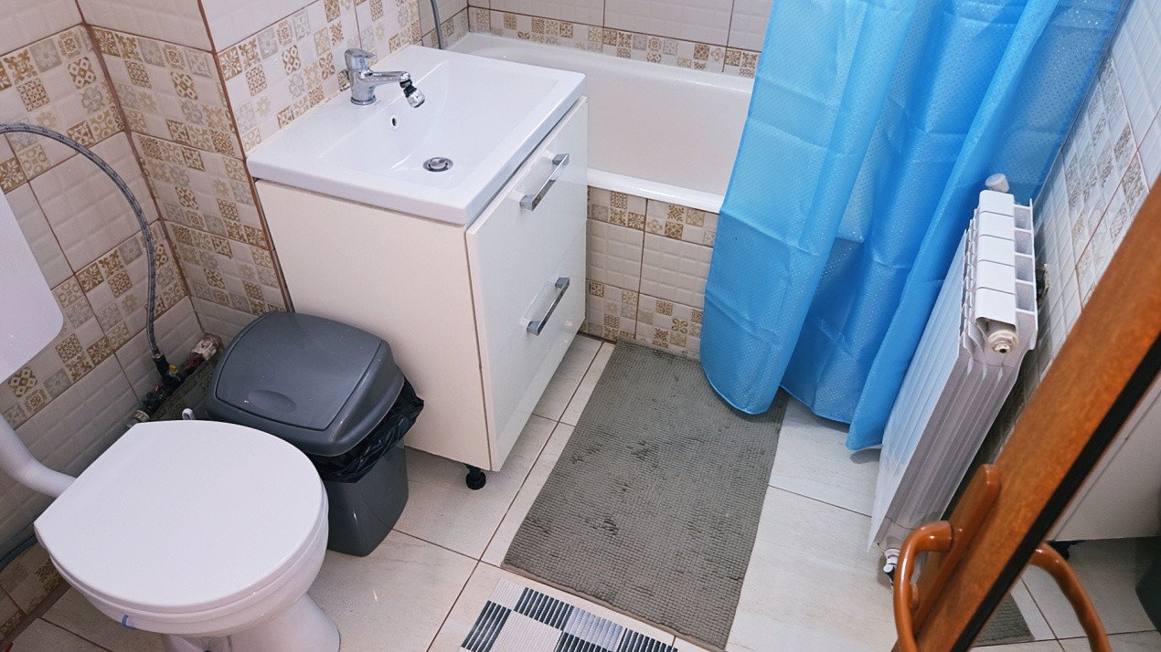 Oferta de închiriere a unui apartament în cartierul Siderurgiștilor