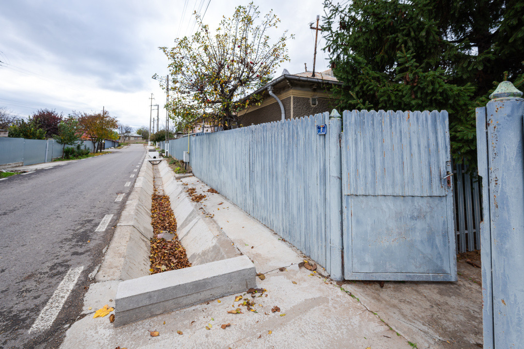 Gospodărie de vânzare în Tulucești