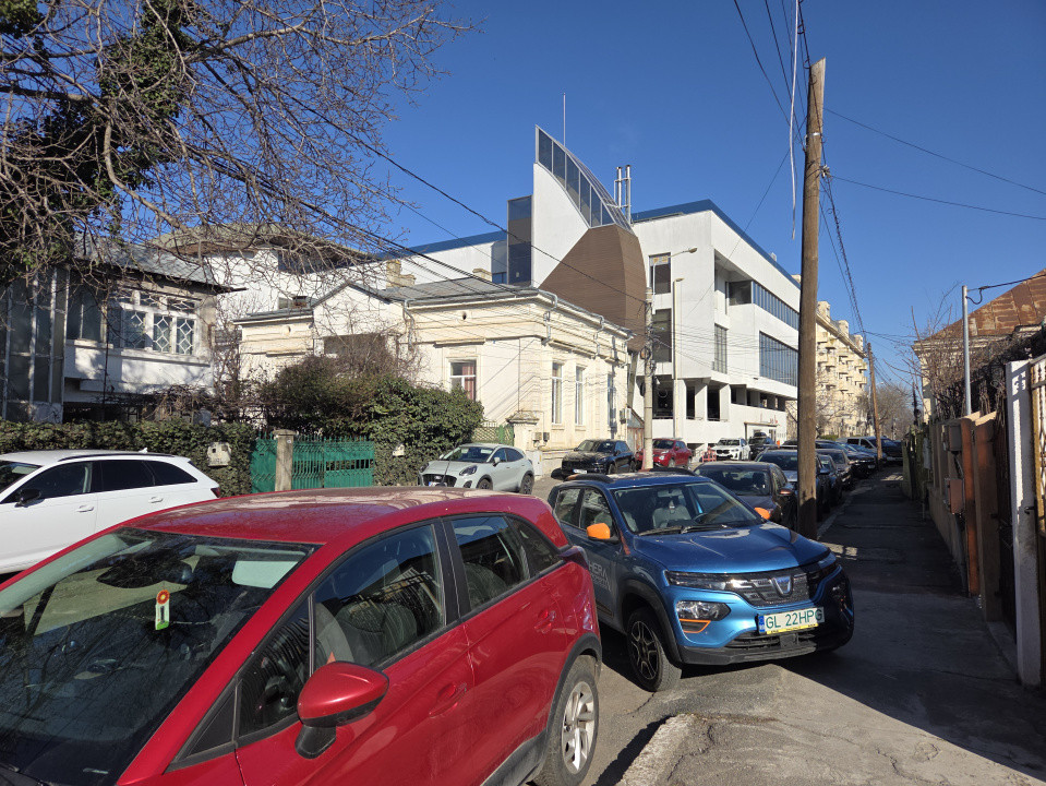 Teren ultracentral pe Al. I. Cuza