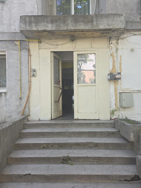 Apartament pe Traian Vuia la Etajul 2