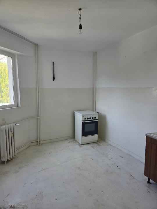 APARTAMENT ETAJ 2 SIDERURGIȘTILOR EST