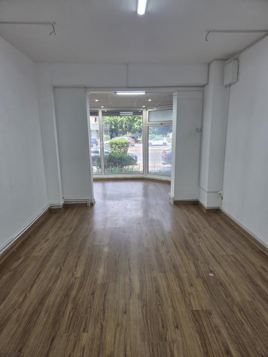 SPAȚIU COMERCIAL DE ÎNCHIRIAT LA MAȘNIȚĂ