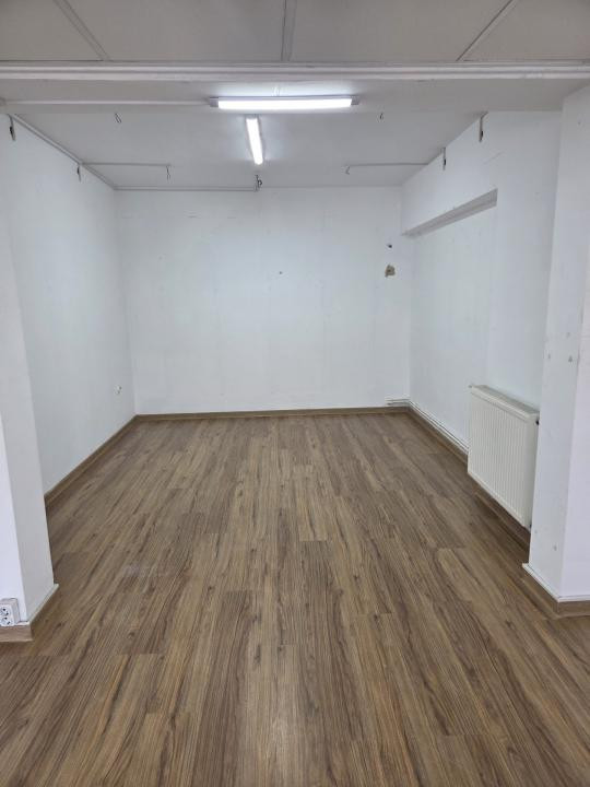 SPAȚIU COMERCIAL DE ÎNCHIRIAT LA MAȘNIȚĂ