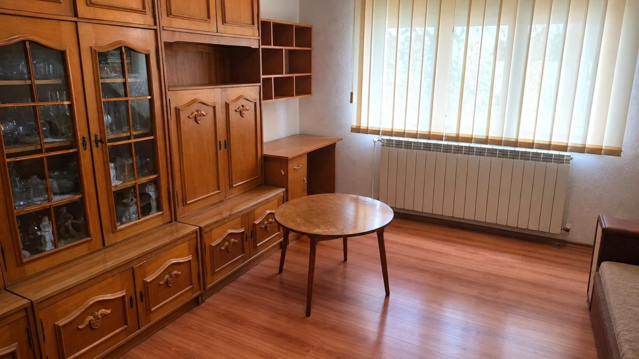 Apartament cu 3 camere și 2 grupuri sanitare